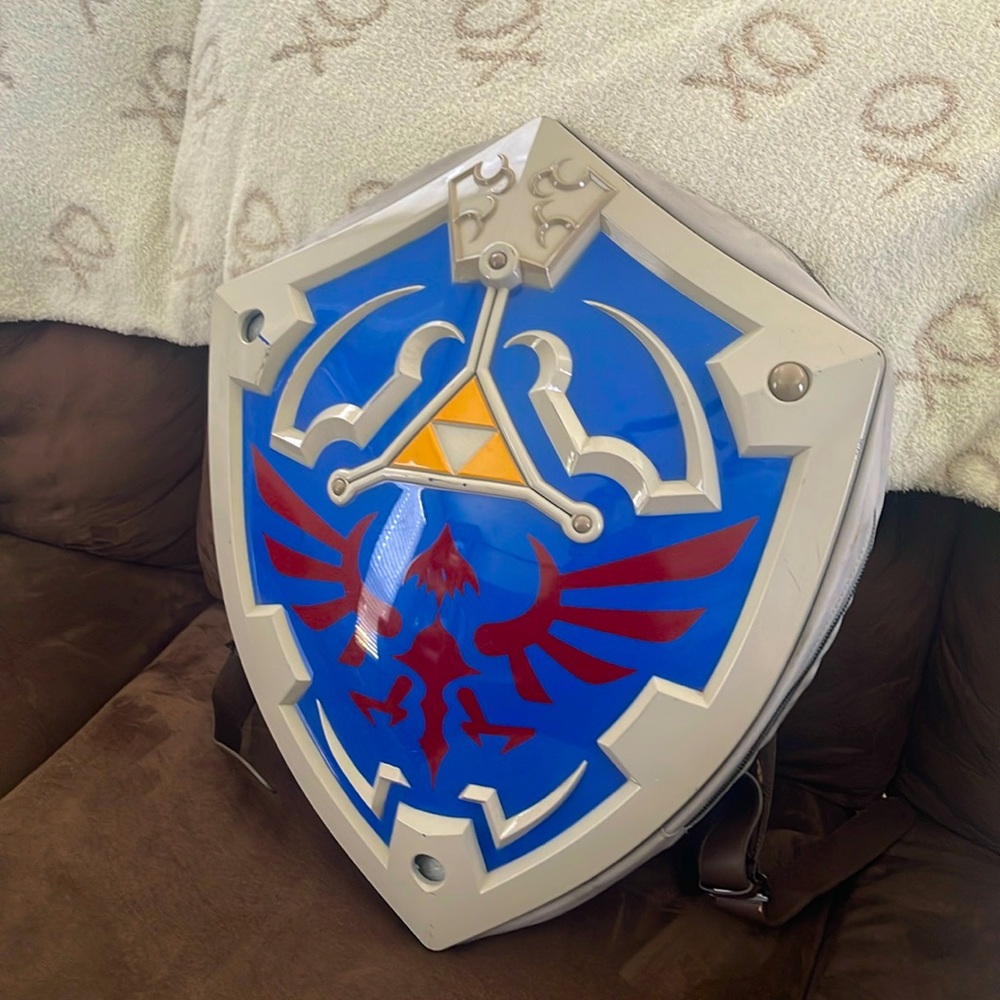 Legend of Zelda Hylian Shield backpack